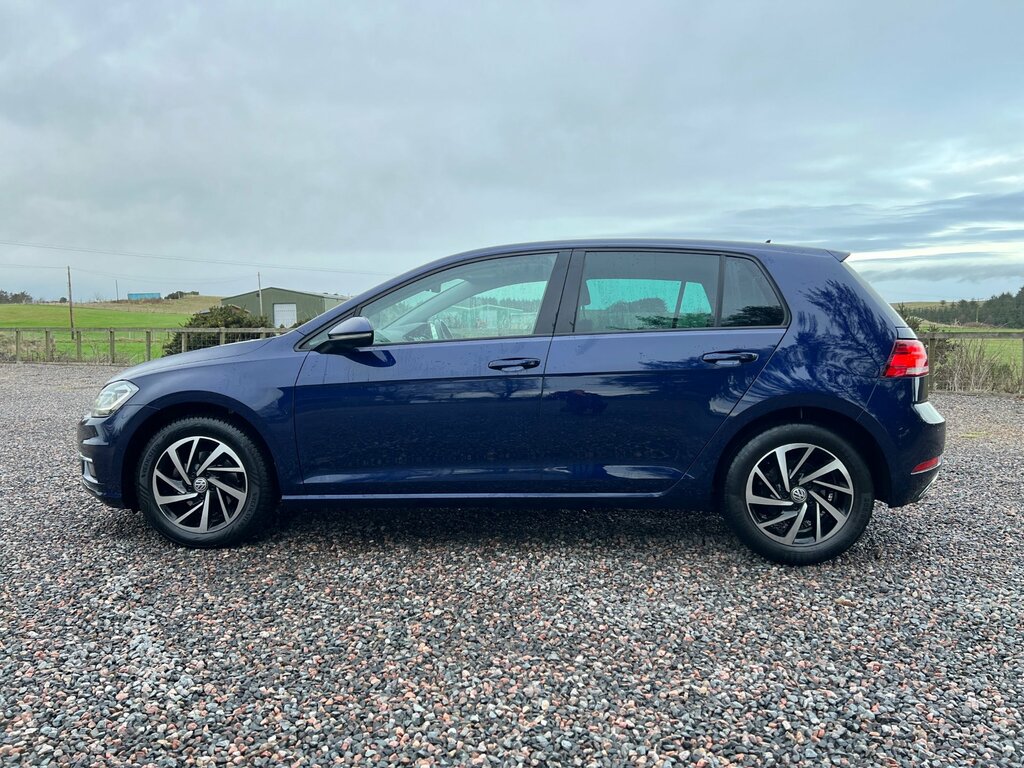 Volkswagen Golf 1.5 Tsi Evo Match Edition Hatchback Dsg J2ELA Blue #2