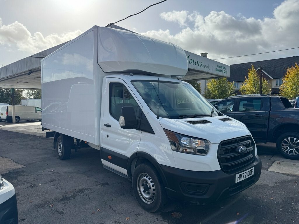 Ford Transit Custom 2L Leader White