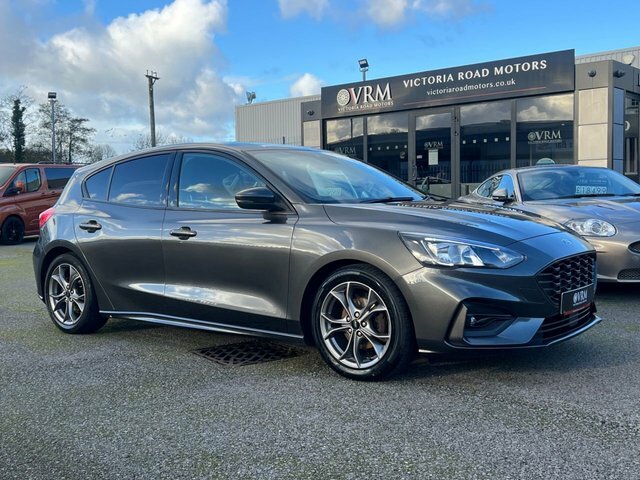 Ford Focus Ecoboost St-line Hatchback Black