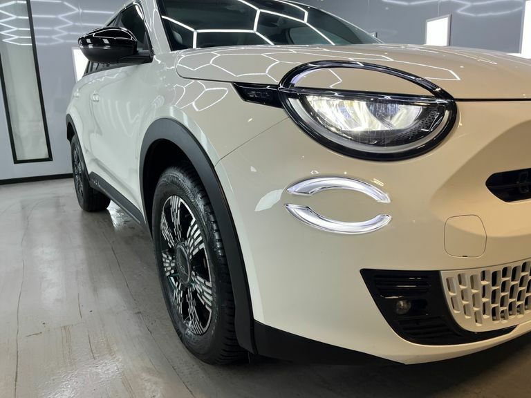 Fiat 600 La Prima White #3