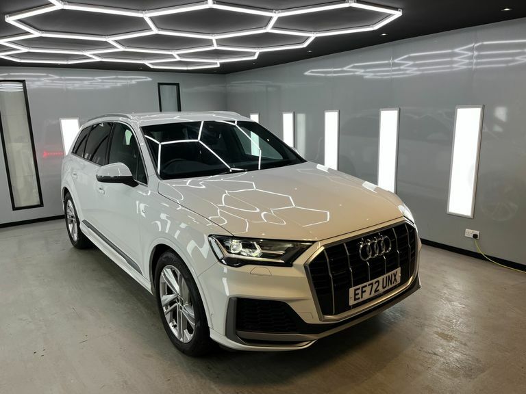 Audi Q7 Tfsi Quattro S Line Mhev White