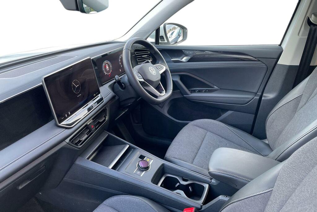 Volkswagen Tiguan Volkswagen Tiguan Match 2.0 Tdi 150 Ps 7-Speed Dsg AK25KXV White #2