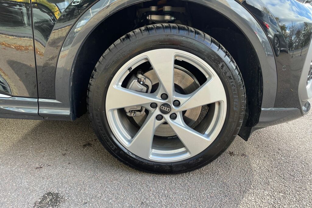 Audi Q5 Audi Q5 Estate 2.0 Tdi Quattro S Line S AK25ZZP Black #5