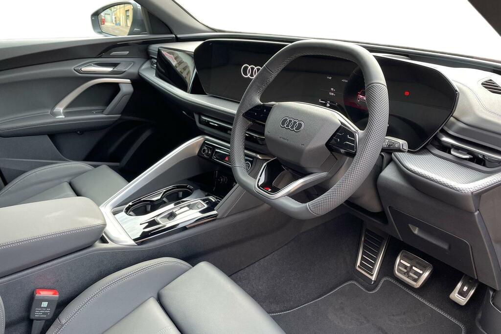 Audi Q5 Audi Q5 Estate 2.0 Tdi Quattro S Line S AF75UMD Grey #4