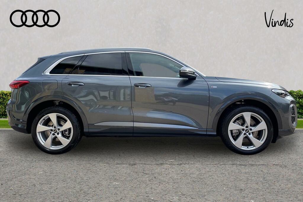 Audi Q5 Audi Q5 Estate 2.0 Tdi Quattro S Line S AF75UMD Grey #2