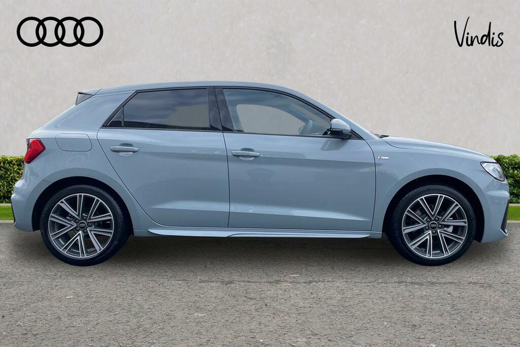 Audi A1 Audi A1 Sportback 35 Tfsi S Line S Tronic AK75FZZ Grey #4