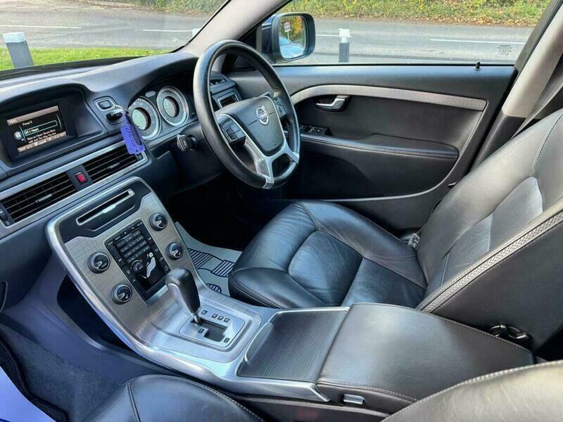 Volvo XC70 2.4 D5 S Silver #31