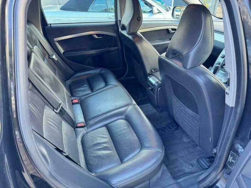 Volvo XC70 2.4 D5 S Silver #35
