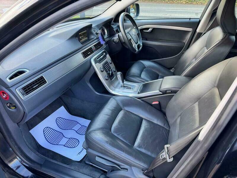 Volvo XC70 2.4 D5 S Silver #30