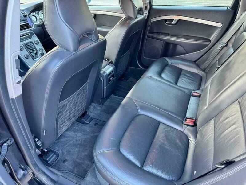 Volvo XC70 2.4 D5 S Silver #32