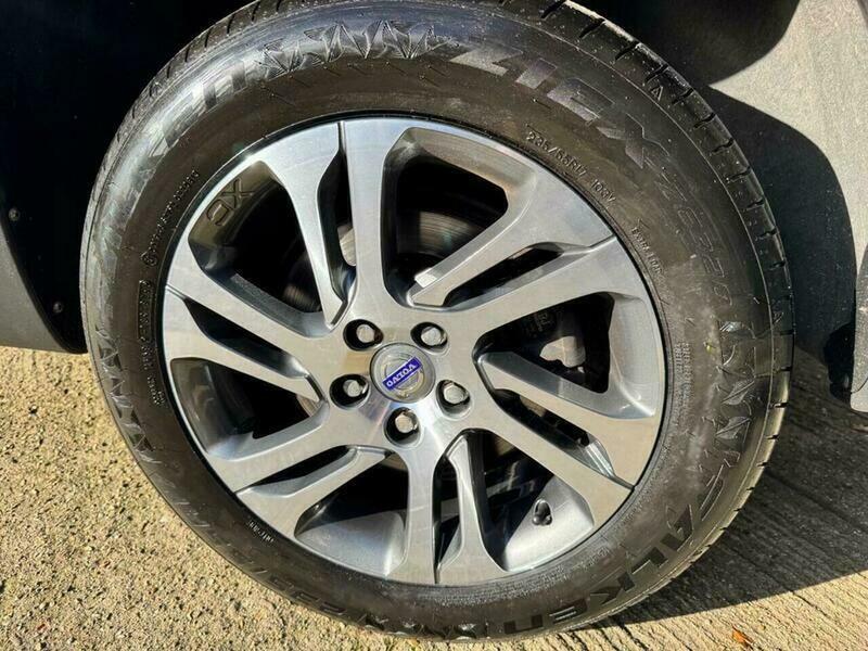 Volvo XC70 2.4 D5 S Silver #26