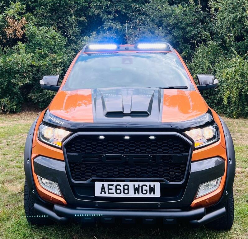 Ford Ranger 3.2 Tdci Wildtrak Pickup Double Cab Aut Orange