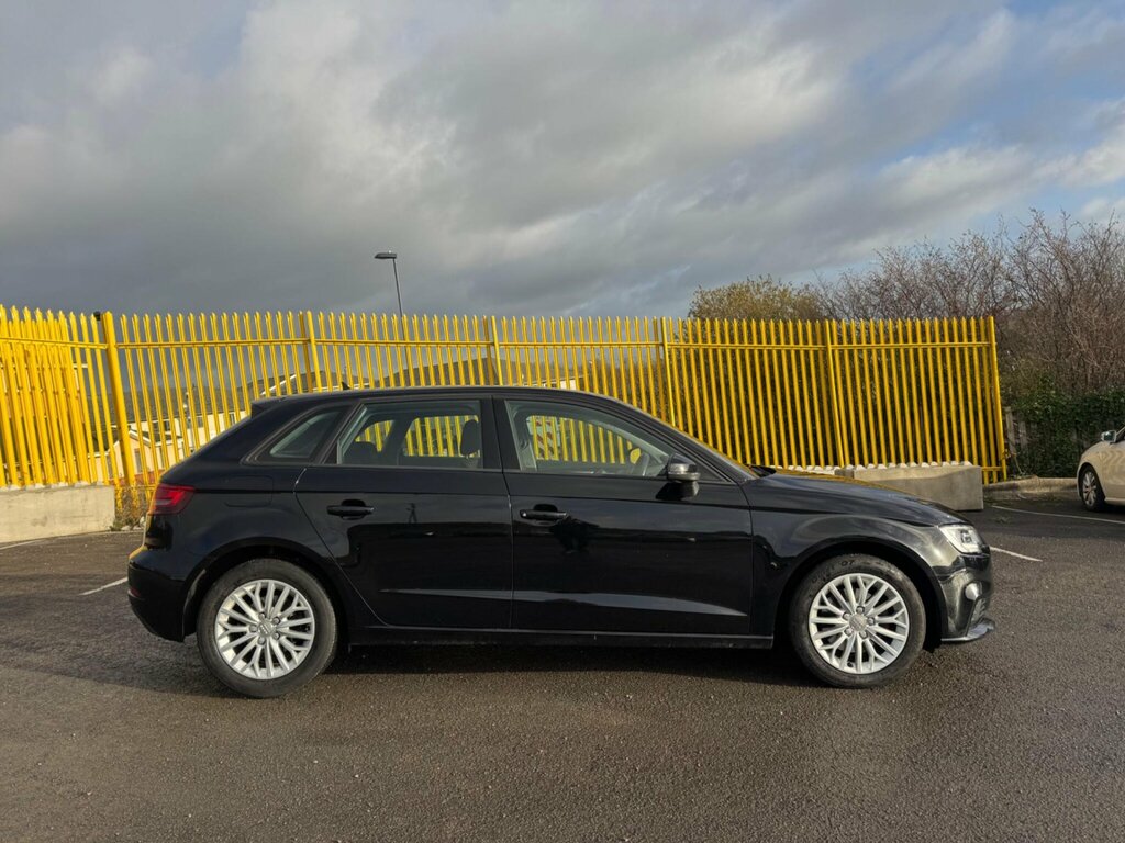 Audi A3 2.0 Tdi Se Technik Sportback Euro 6 Ss WL18KMV Black #5