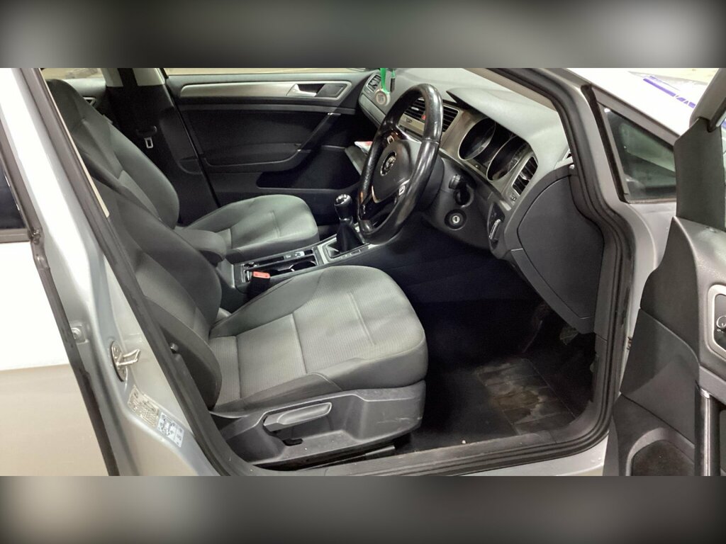 Volkswagen Golf 1.6 Tdi Bluemotion Tech Match Euro 6 Ss SJ65MYK Silver #4