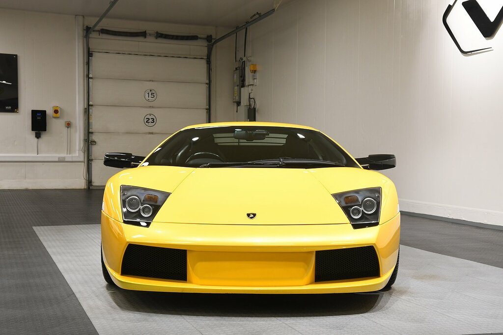 Lamborghini Murcielago Coupe White #24