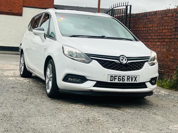 Vauxhall Zafira Tourer 1.4I Turbo Sri Euro 6 White