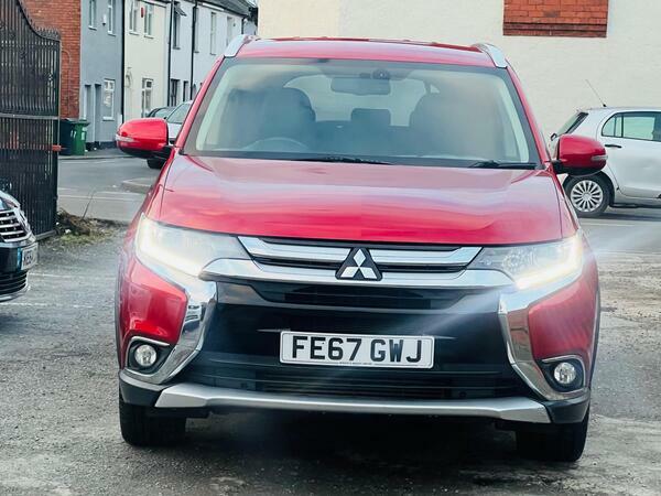 Mitsubishi Outlander 2.2 Di-d 3 4Wd Euro 6 FE67GWJ Red #3