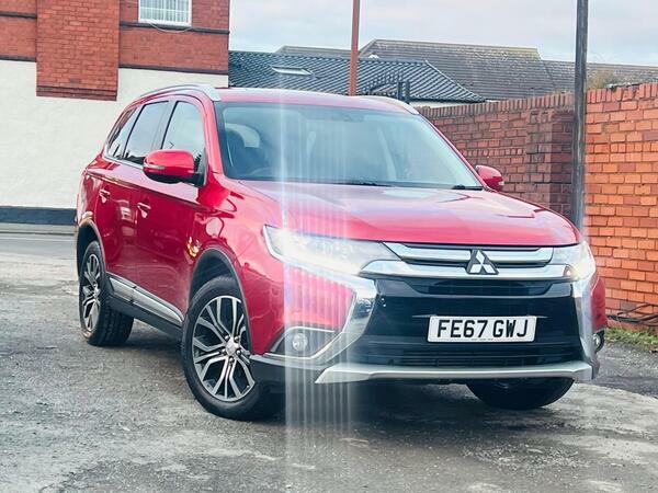 Mitsubishi Outlander 2.2 Di-d 3 4Wd Euro 6 FE67GWJ Red #4