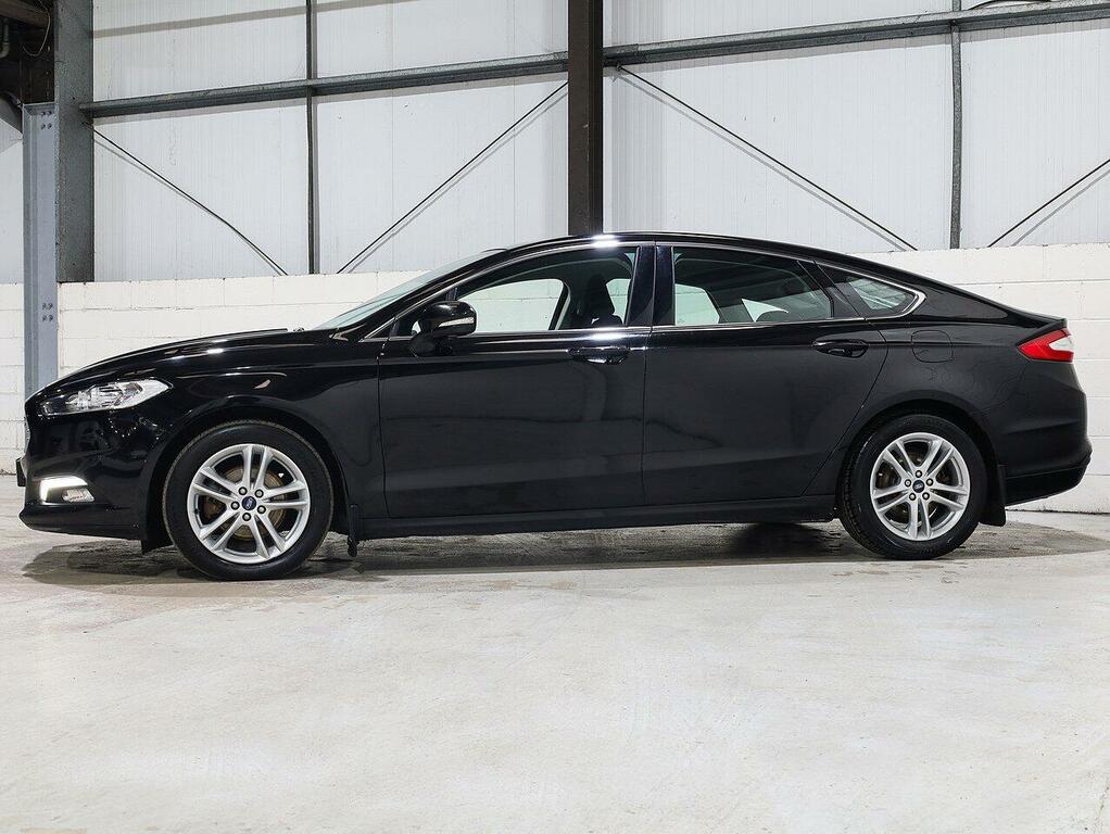 Ford Mondeo Tdci Eco Zetec Edition Hatchback RF68VNW Black #5