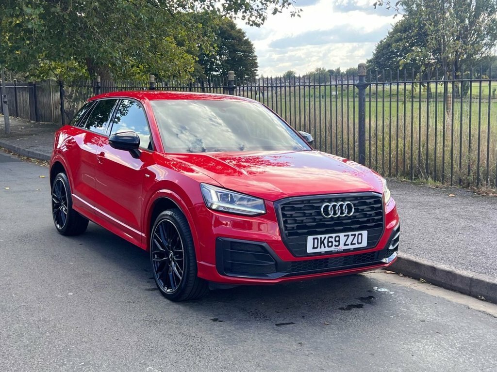 Audi Q2 1L Black Edition DK69ZZO Red #6