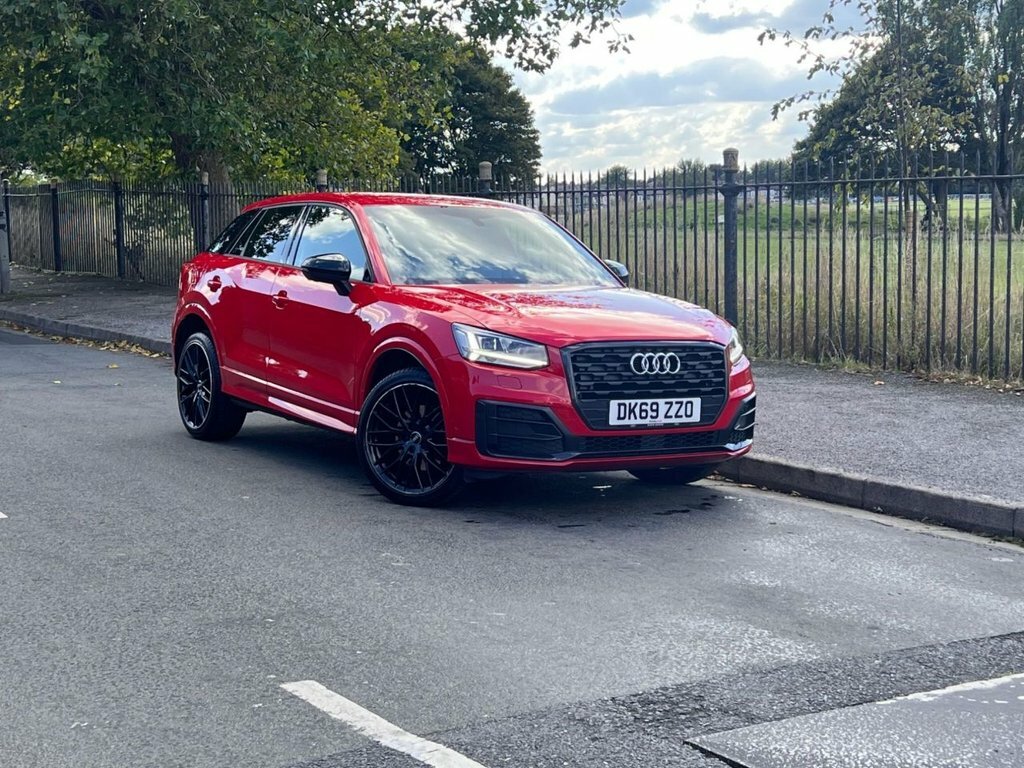 Audi Q2 1L Black Edition DK69ZZO Red #3