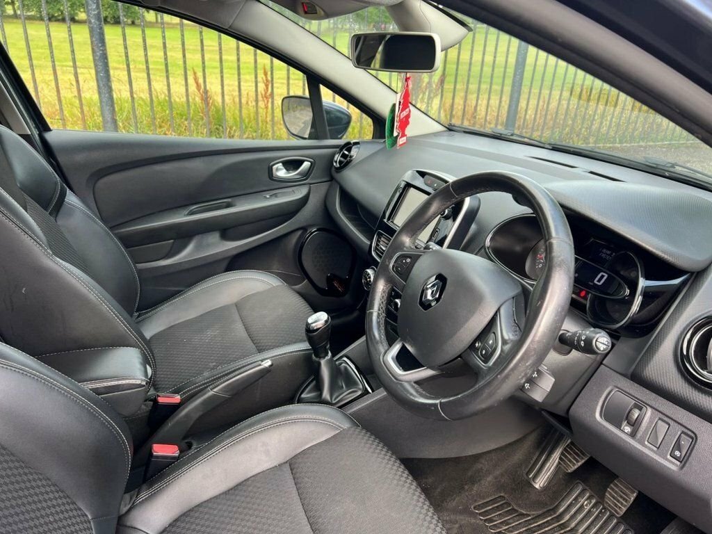 Renault Clio Clio Dynamique S Nav Dci LC17XAB Grey #2