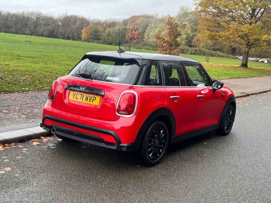 Mini Hatch 1.5L Cooper Classic YC71WVP Red #5