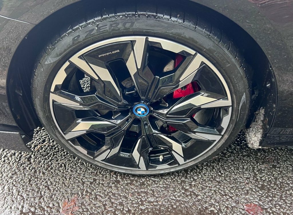 BMW i5 Saloon GF73WWE Black #3