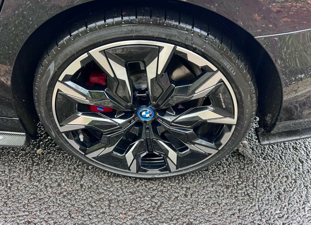 BMW i5 Saloon GF73WWE Black #4