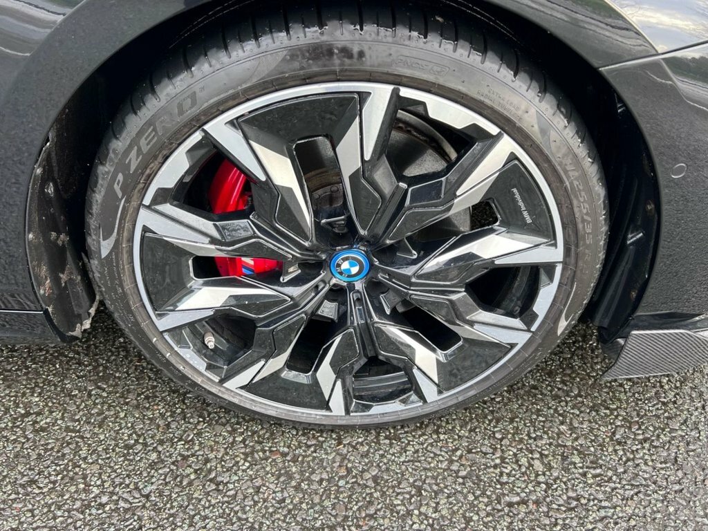 BMW i5 Saloon GF73WWE Black #6