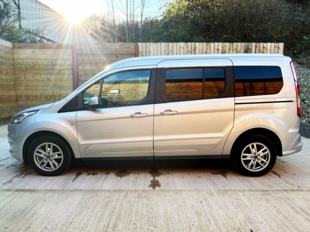 Ford Grand Tourneo Connect 1.5L Titanium Silver #5