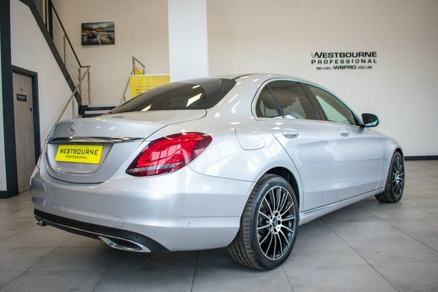 Mercedes-Benz C Class 2.0 C180 Elegance Red #4
