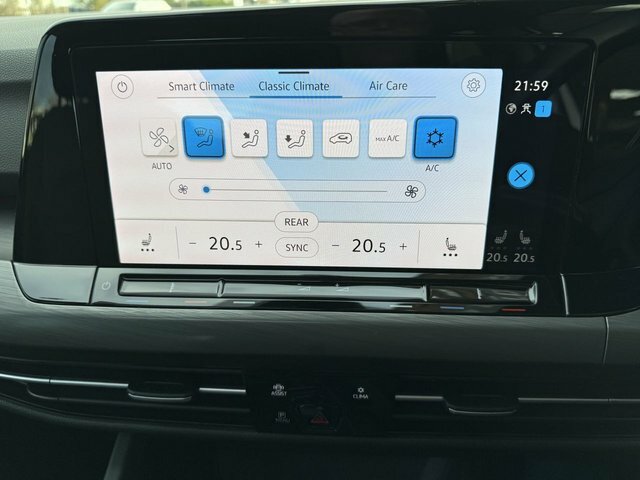 Volkswagen Golf 1.5 Etsi Mhev Style Hatchback Hybrid Ds WN70YOA White #2