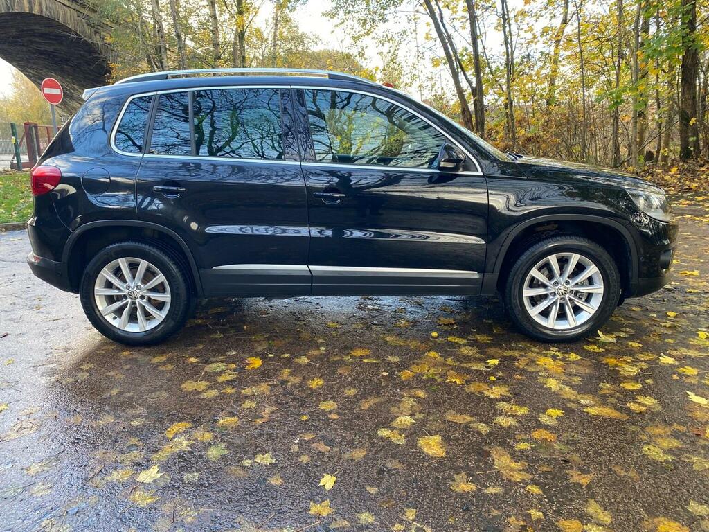Volkswagen Tiguan Suv 2.0 Tdi Bluemotion Tech Se 4Wd Euro 5 Ss FT13UGH Black #3