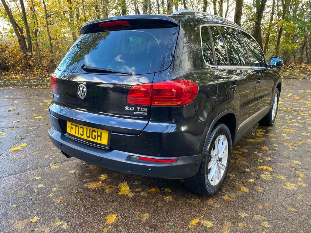 Volkswagen Tiguan Suv 2.0 Tdi Bluemotion Tech Se 4Wd Euro 5 Ss FT13UGH Black #5