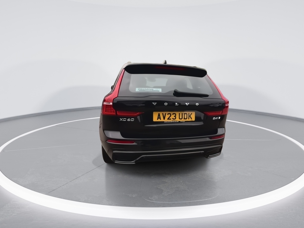 Volvo XC60 2.0 B4d Plus Dark Awd Geartronic Black #6