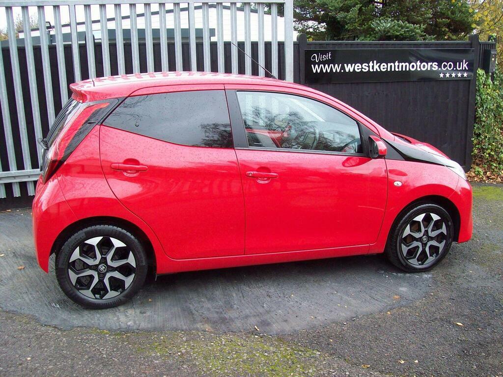 Toyota Aygo 1.0 Vvt-i X-plore Euro 6 Red