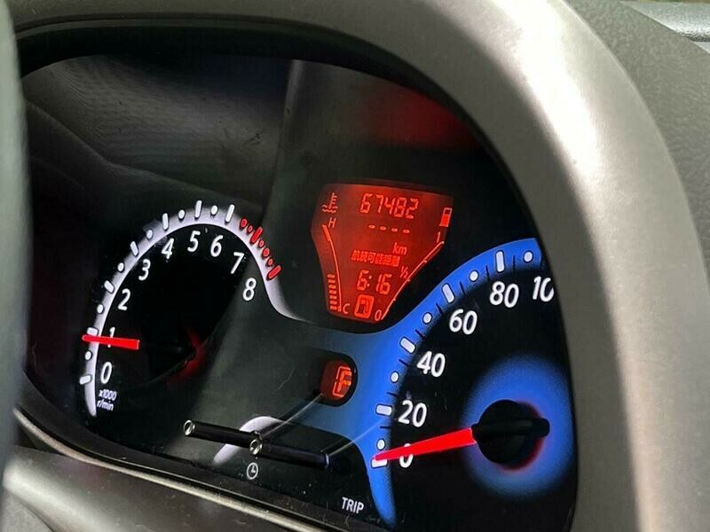 Nissan Cube   #20