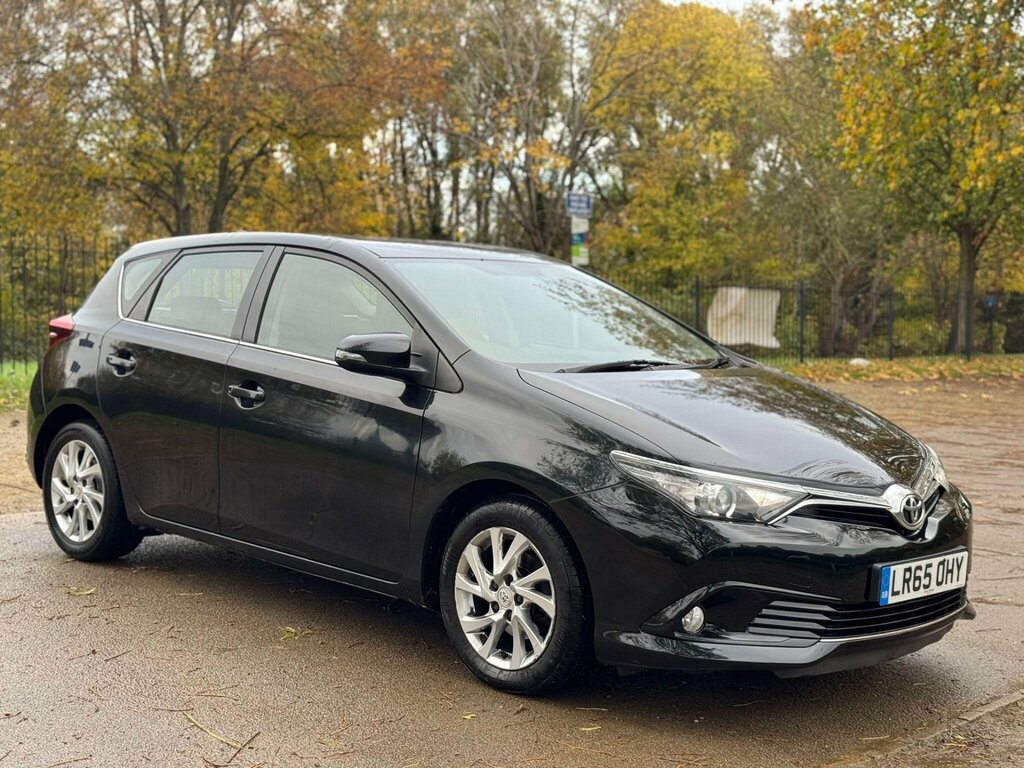 Toyota Auris 1.2 Vvt-i Icon Euro 6 Ss Black