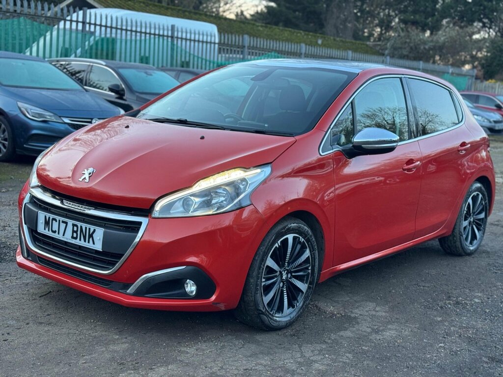 Peugeot 208 1.2 Puretech Allure Premium Euro 6 MC17BNK Orange #2