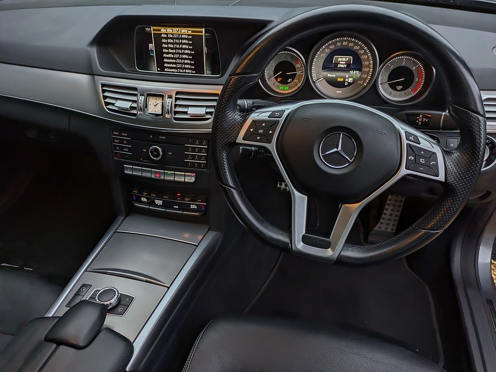 Mercedes-Benz E Class E350 V6 Bluetec Amg Night Edition Grey #2