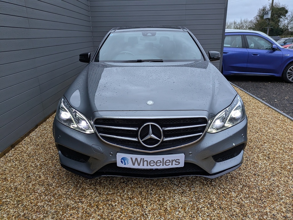 Mercedes-Benz E Class E350 V6 Bluetec Amg Night Edition Grey #4