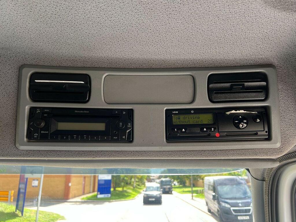 Mercedes-Benz  Gs300h F Sport 2.5 Red #8