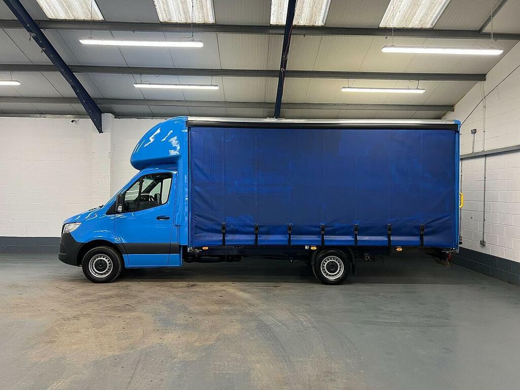 Mercedes-Benz Sprinter Sprinter 2.0 315 Cdi Progressive Rwd L3 Euro 6 S YH73DGY Blue #2