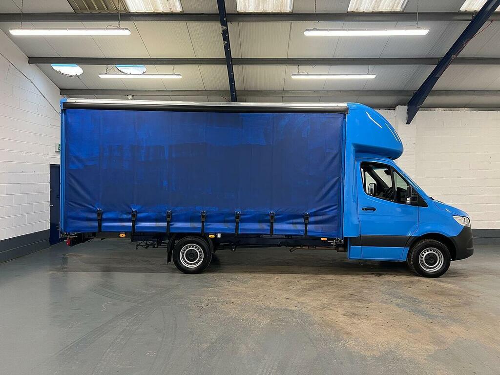 Mercedes-Benz Sprinter Sprinter 2.0 315 Cdi Progressive Rwd L3 Euro 6 S YH73DGY Blue #5