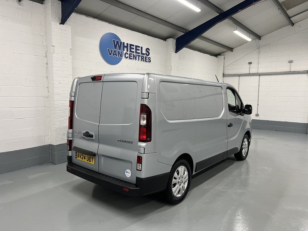 Renault Trafic 2.0 Dci Blue Sl28 Sport Panel Van Manua AV24UDT Silver #5