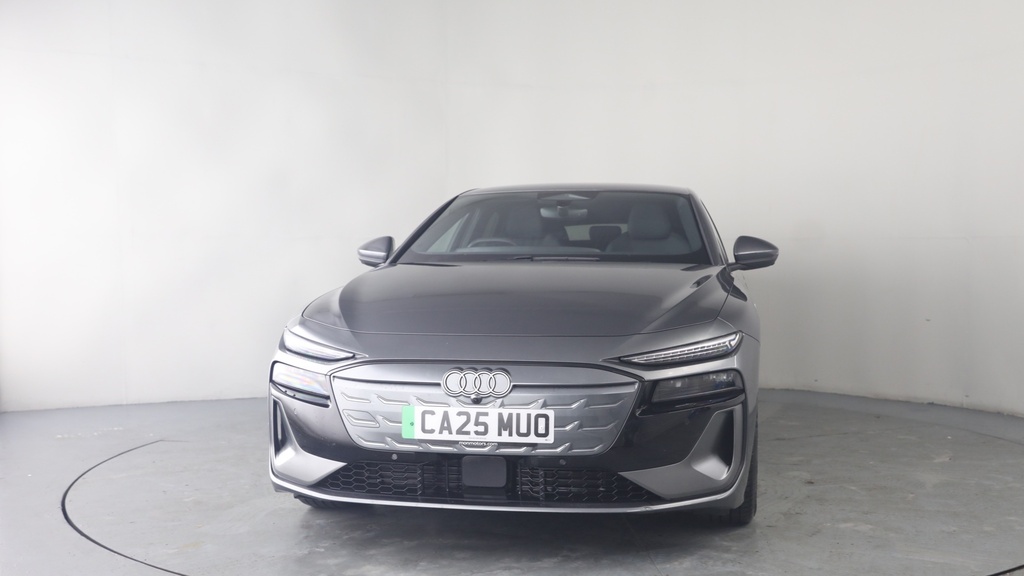 Audi E-tron 270Kw Performance 100Kwh S Line Grey #4