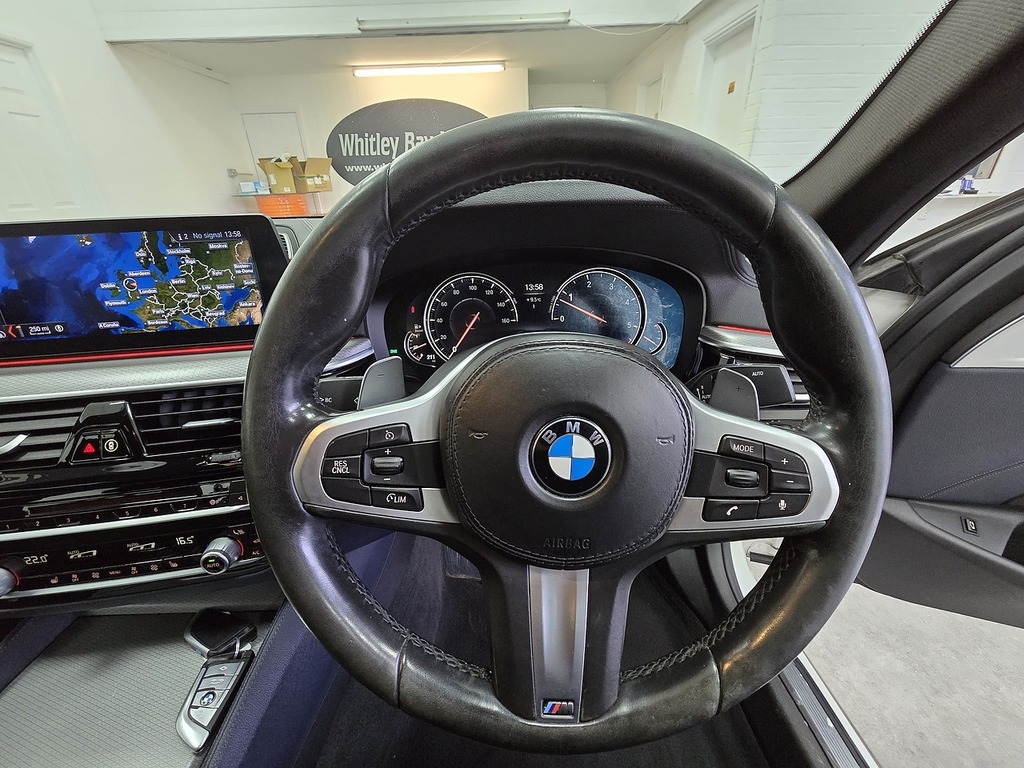 BMW 5 Series 530D M Sport GN67ZNE White #2