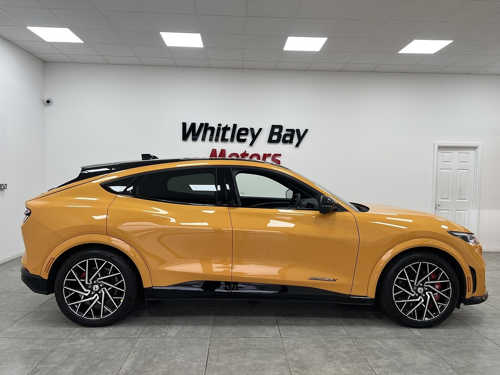 Ford Mustang Mach-E Extended Range Gt Orange #2