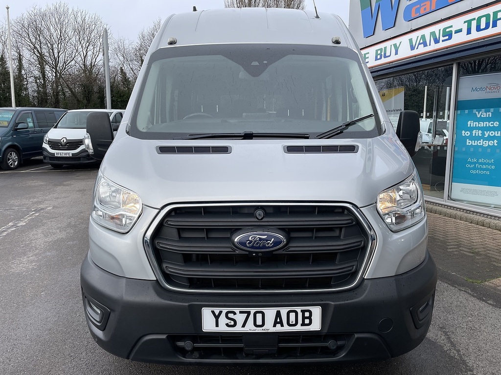Ford Transit Custom 2.0 460 Ecoblue Trend Minibus Double Cab Diese YS70AOB Silver #2